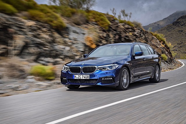 Bmw 5 Series Touring foto 14