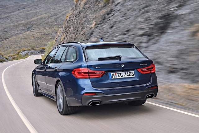 Bmw 5 Series Touring foto 17