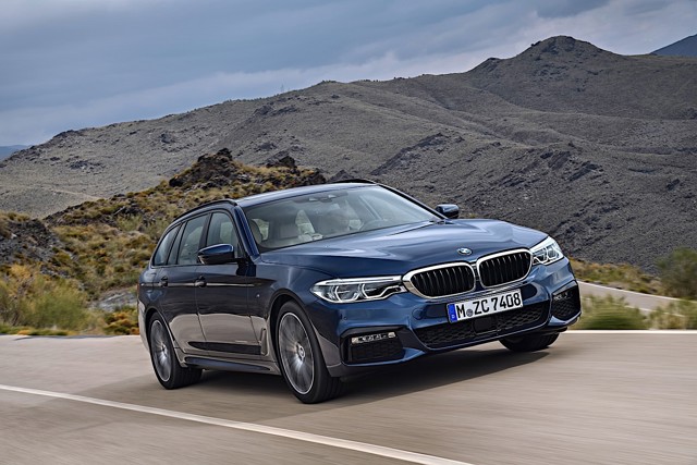 Bmw 5 Series Touring foto 22