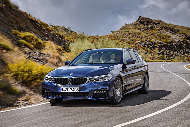 Bmw 5 Series Touring foto 25