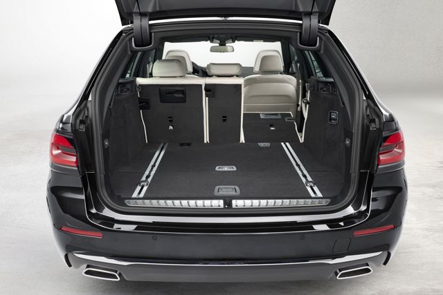Bmw 5 Series Touring Foto 40
