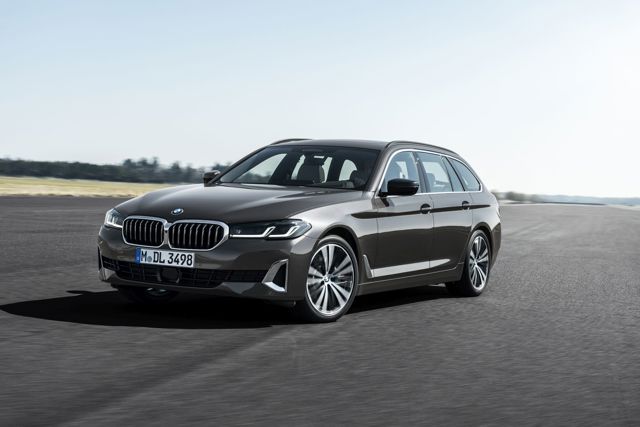 Bmw 5 Series Touring Foto 12