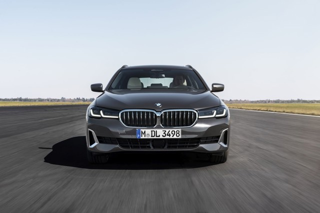 Bmw 5 Series Touring Foto 13