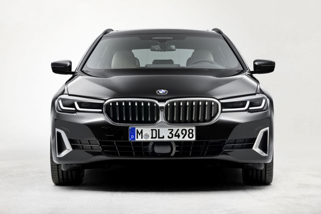 Bmw 5 Series Touring Foto 21