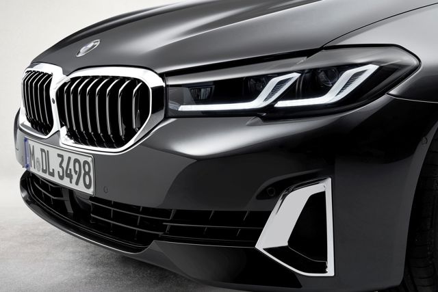 Bmw 5 Series Touring Foto 25