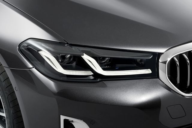 Bmw 5 Series Touring Foto 26