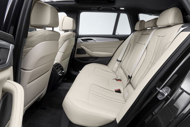 Bmw 5 Series Touring Foto 37