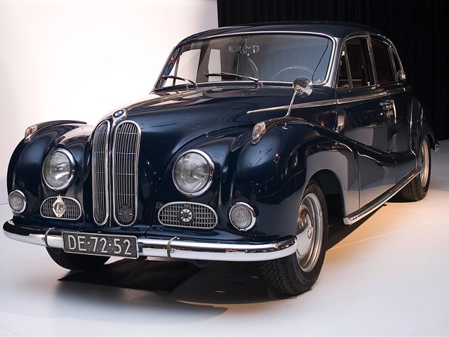 Bmw 501/502 photo 24