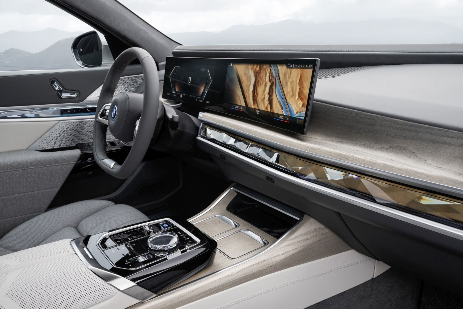 Bmw 7 Series photo 131