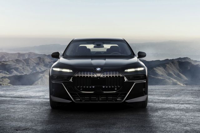 Bmw 7 Series photo 56