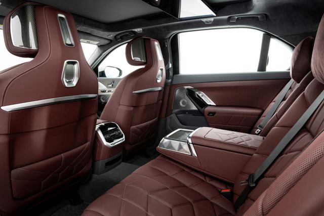 Bmw 7 Series photo 141
