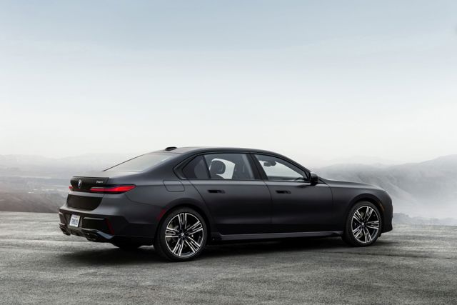 Bmw 7 Series photo 64