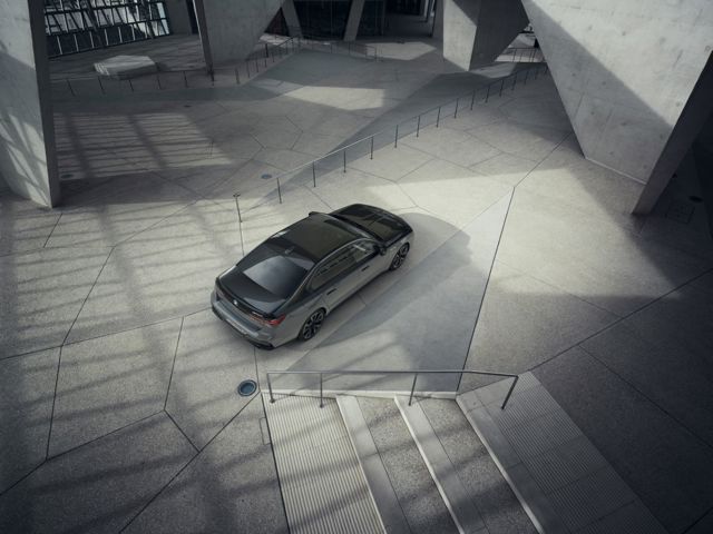 Bmw 7 Series photo 75