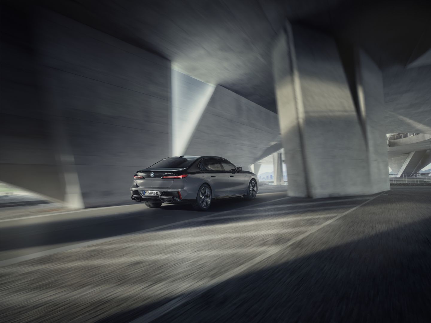 Bmw 7 Series photo 80