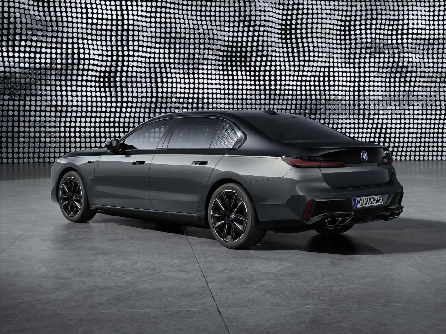 Bmw 7 Series photo 91