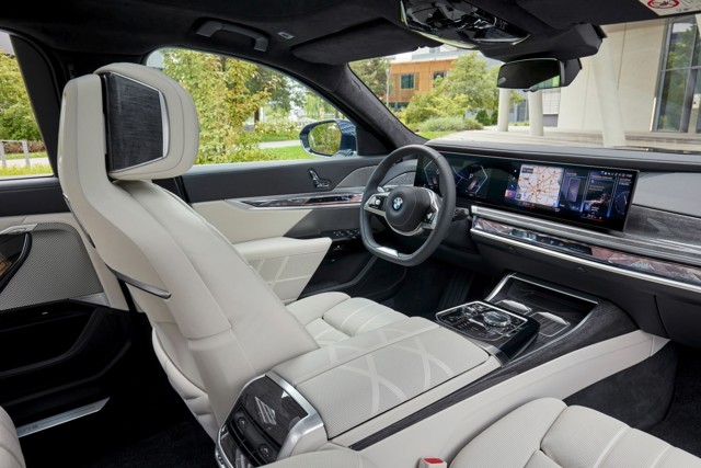 Bmw 7 Series photo 186