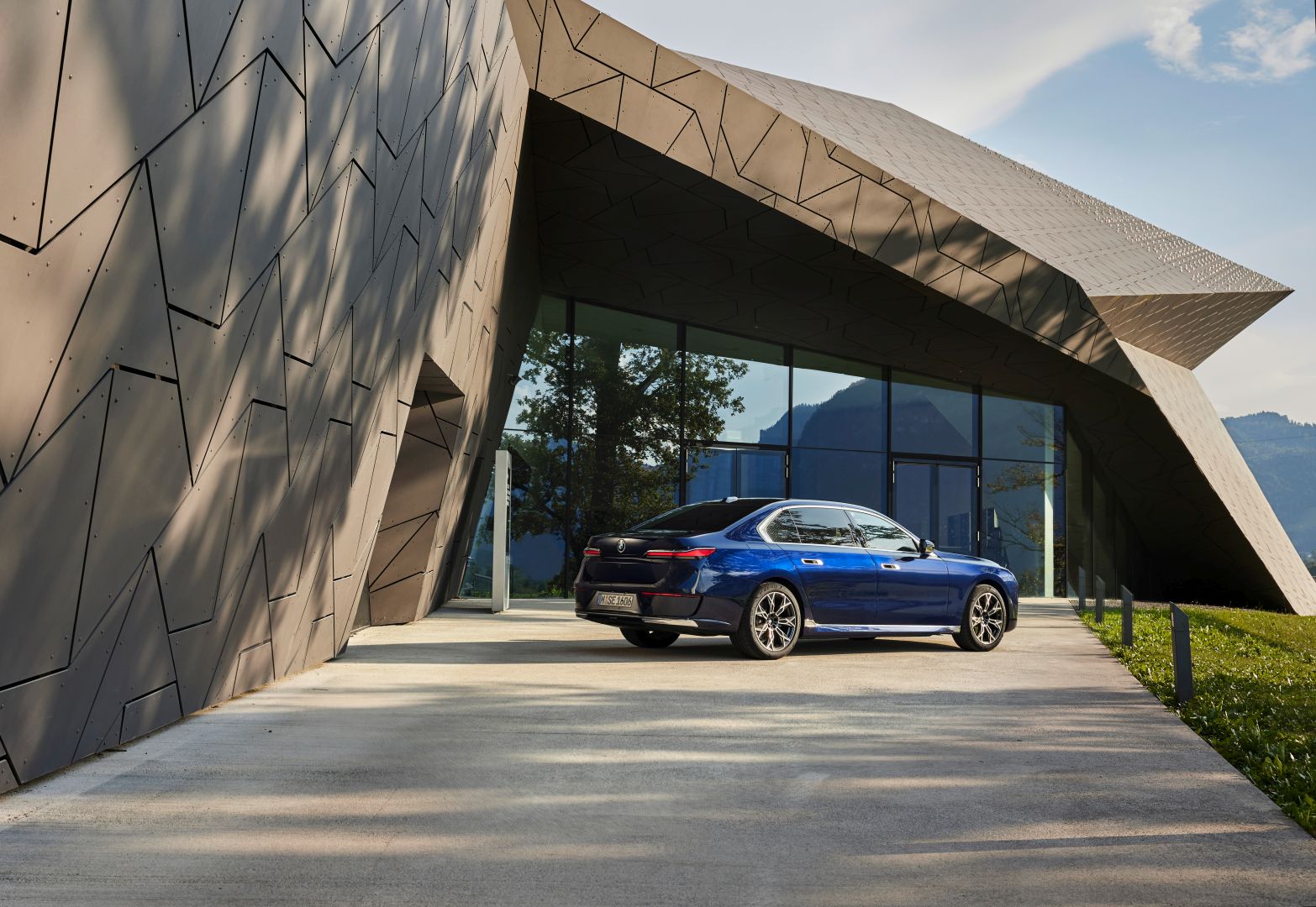 Bmw 7 Series photo 116