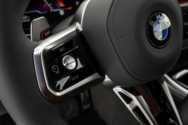 Bmw 7 Series photo 136