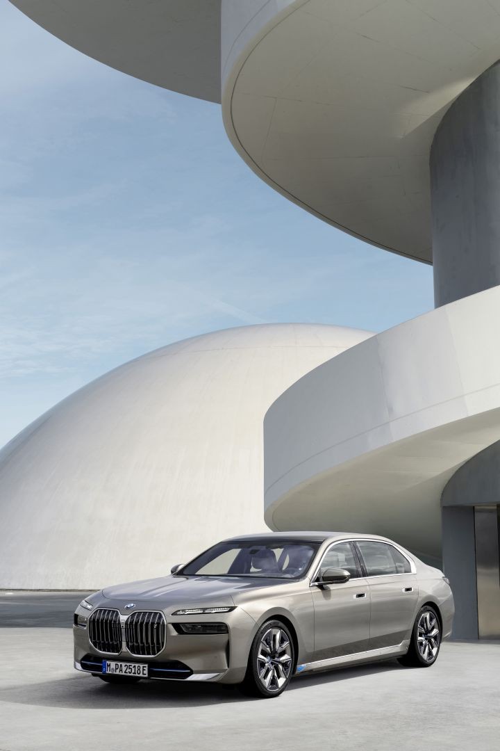 Bmw 7 Series photo 11