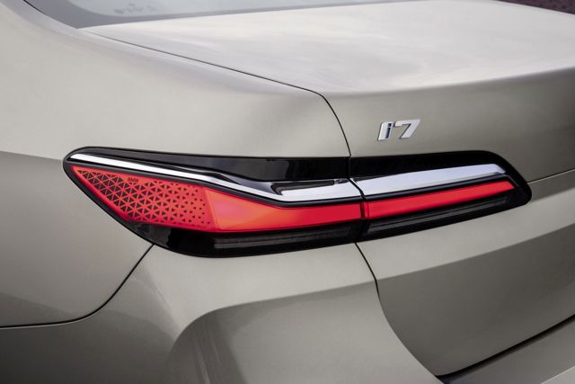 Bmw 7 Series photo 17