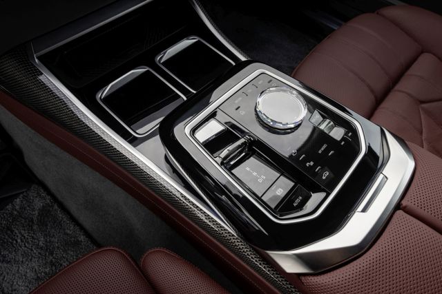 Bmw 7 Series photo 137