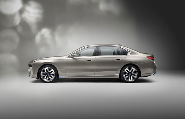 Bmw 7 Series photo 23