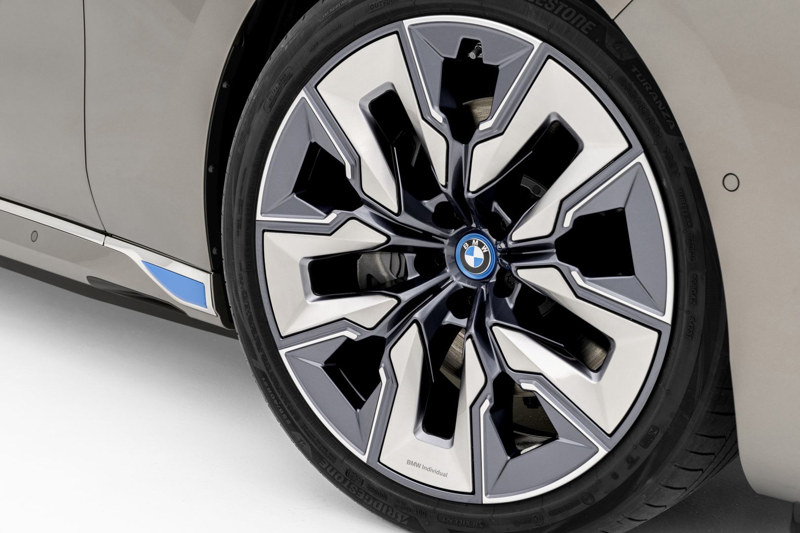 Bmw 7 Series photo 26