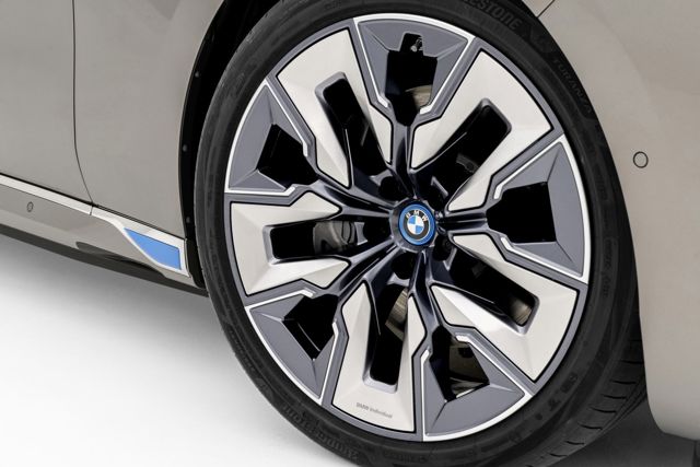 Bmw 7 Series photo 26