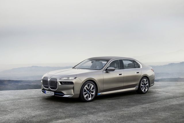 Bmw 7 Series photo 33