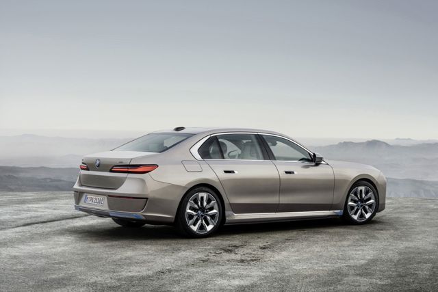 Bmw 7 Series photo 36