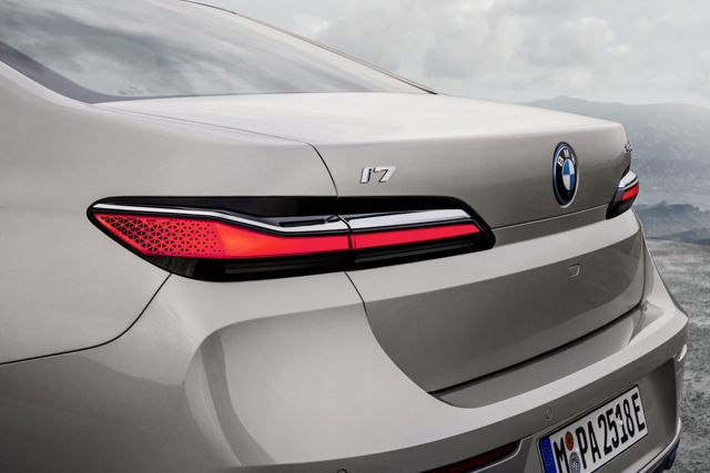 Bmw 7 Series photo 40