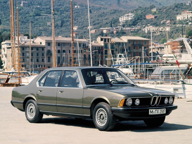 Bmw 7 Series foto 18