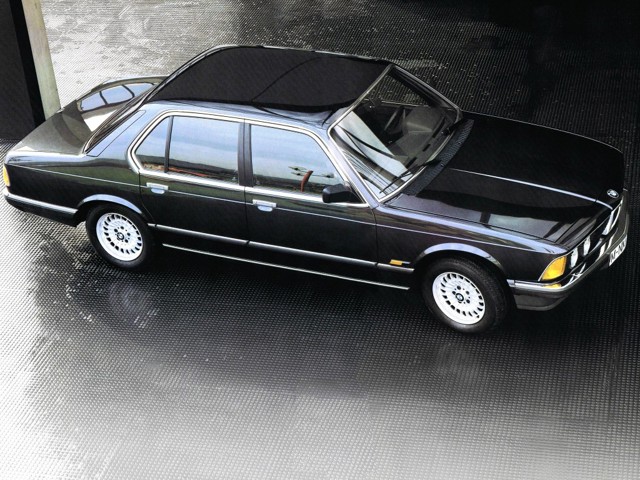 Bmw 7 Series foto 29