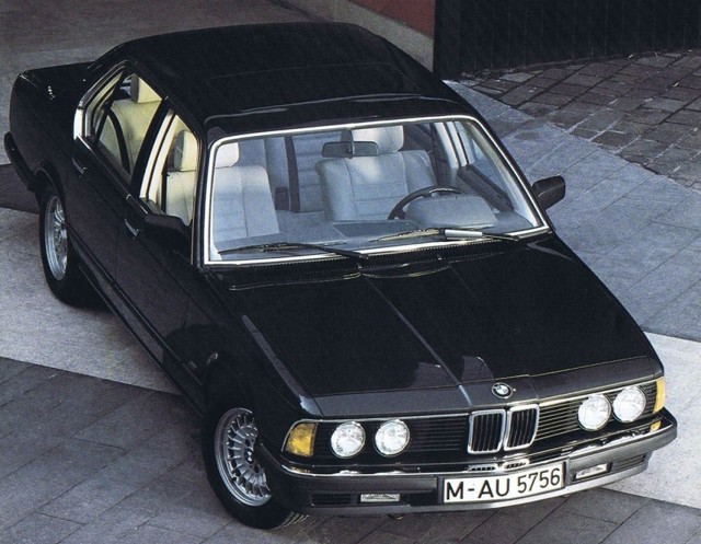 Bmw 7 Series foto 38