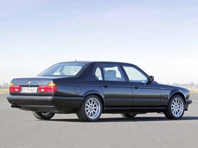 Bmw 7 Series photo 11