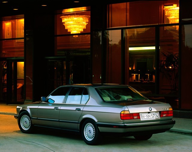 Bmw 7 Series photo 16