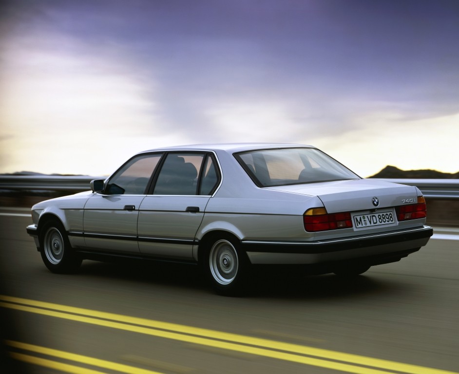 Bmw 7 Series photo 18
