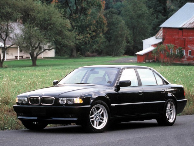 Bmw 7 Series photo 8