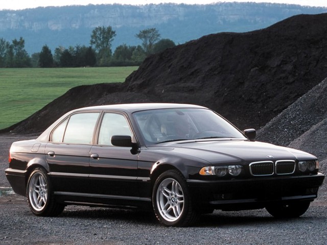 Bmw 7 Series photo 12