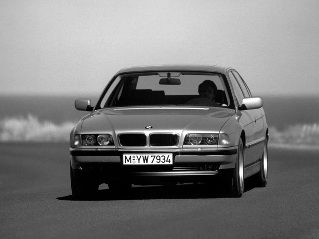 Bmw 7 Series photo 22