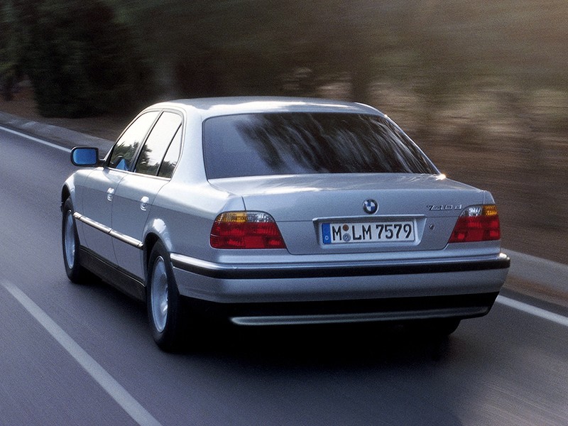 Bmw 7 Series photo 24