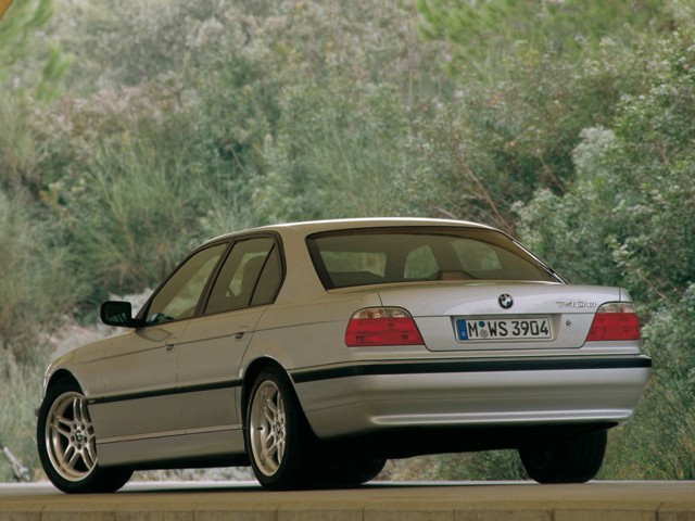Bmw 7 Series photo 25