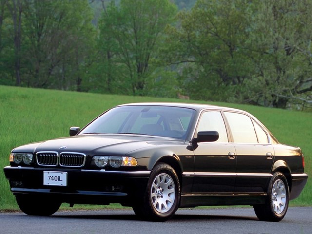 Bmw 7 Series photo 28
