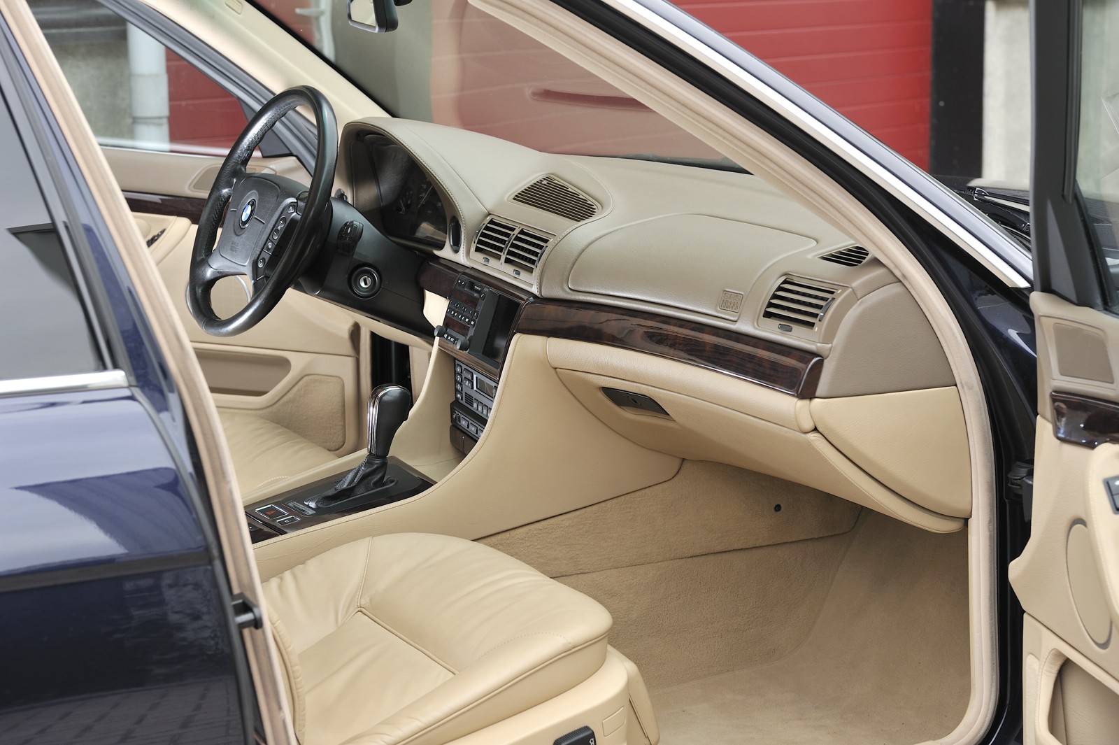 Bmw 7 Series photo 50