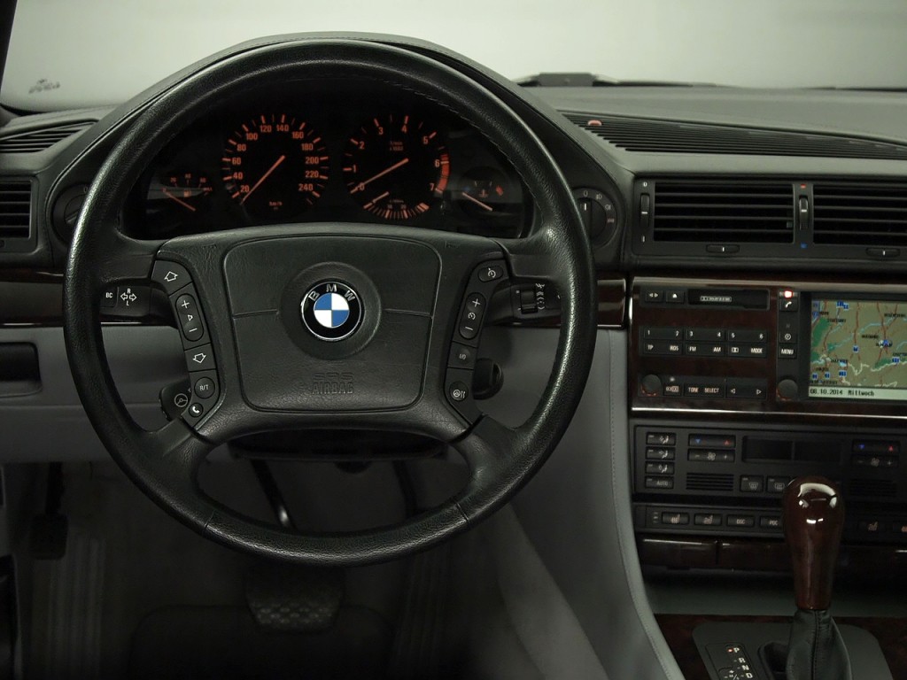 Bmw 7 Series photo 69