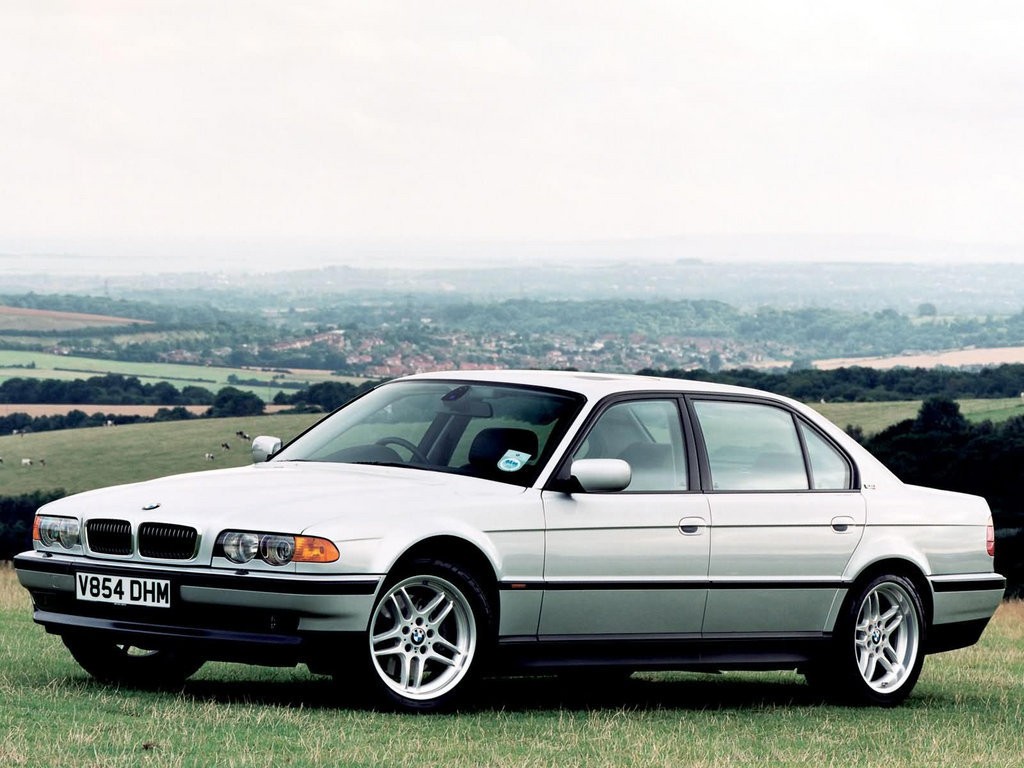 Bmw 7 Series photo 18
