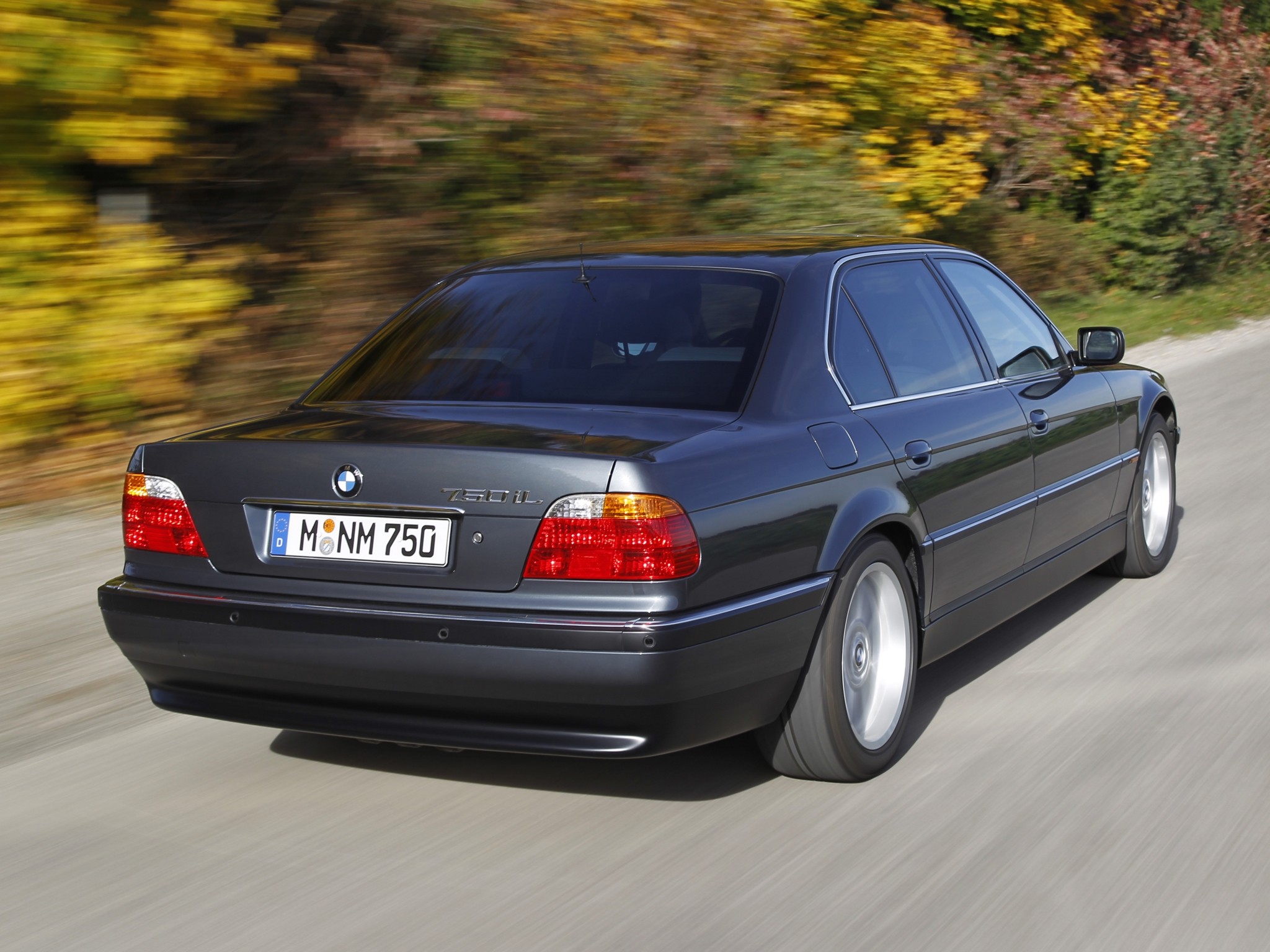 Bmw 7 Series photo 61