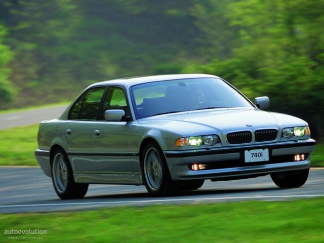 Bmw 7 Series photo 2