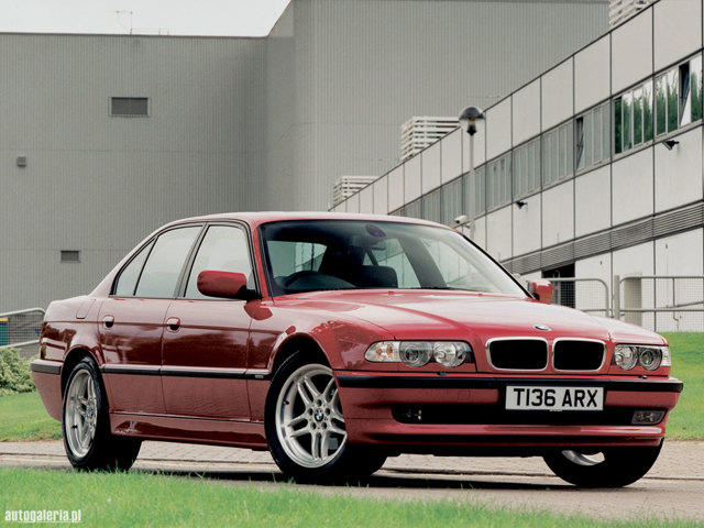 Bmw 7 Series photo 3