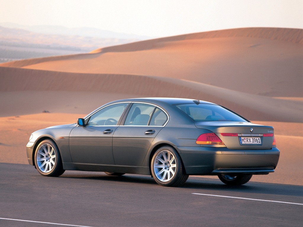 Bmw 7 Series photo 33